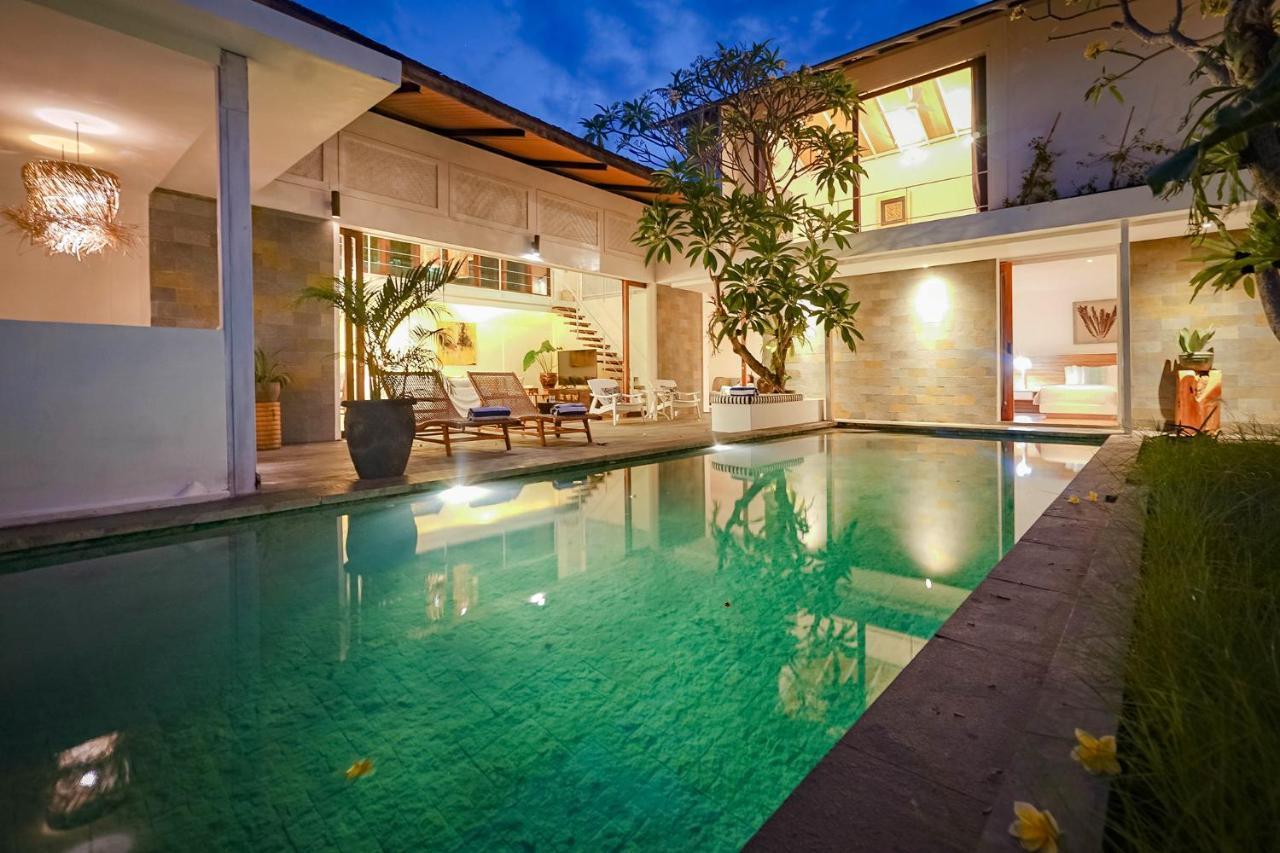 Bias Villa Seminyak Eksteriør billede